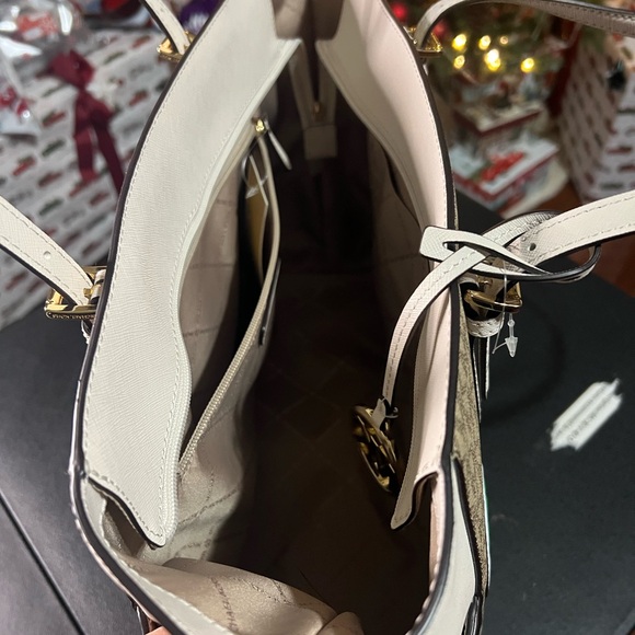 Michael Kors Beige Signature Tote Bag - Picture 8 of 9